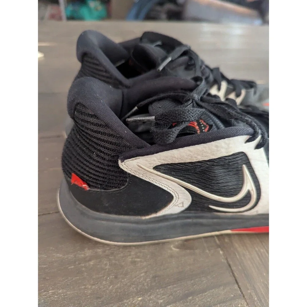 Mens Size 11 - Nike Kyrie‎ 5 Low Bred Shoes Sneakers